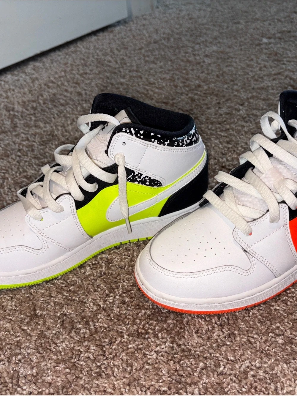 Nike Kids Mid-Top Sneakers in White with Neon Yellow & Neon Orange Accents